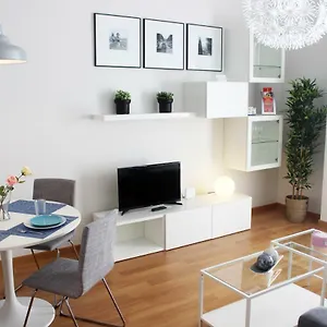 Appartement Jinetes 16, Pool, Historic Center, Free Parking, Quite Neighborhood, Ce, Málaga